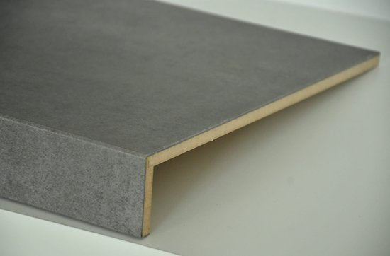 Traprenovatie traptrede - Mercurius Grey - PVC - Donker Grijs Beton